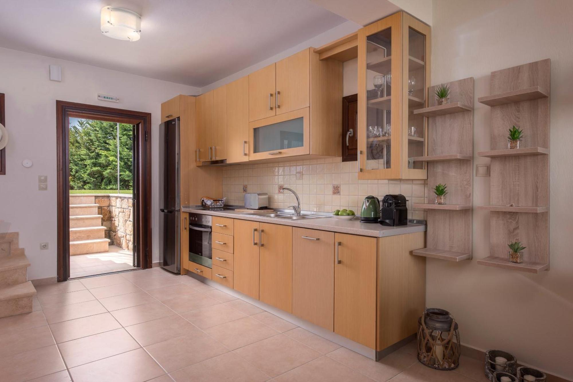 Terra D'Oro Villas イエリソス 部屋 写真